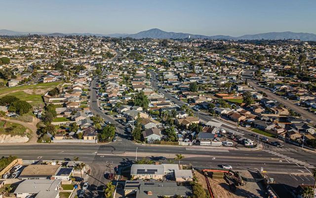 5033 LA PAZ DR, San Diego, CA 92113