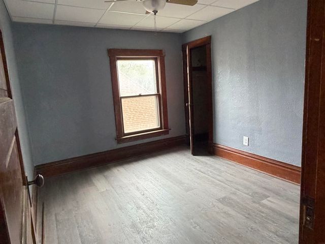 20 5TH AVE SE, Oelwein, IA 50662