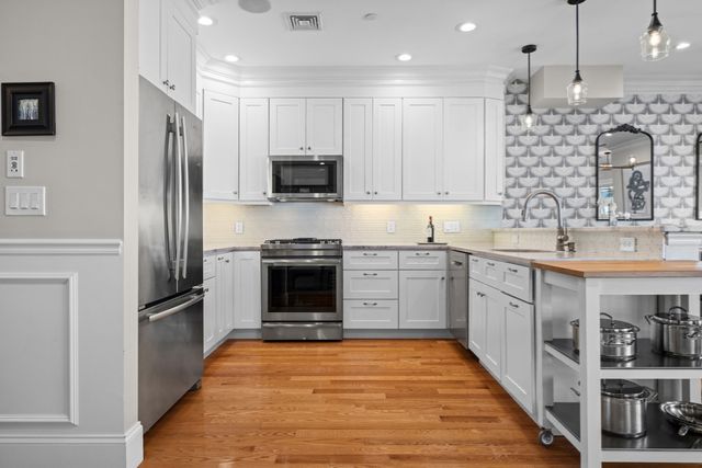 2 G PH 3, Boston, MA 02127