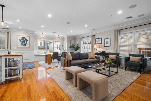 2 G PH 3, Boston, MA 02127