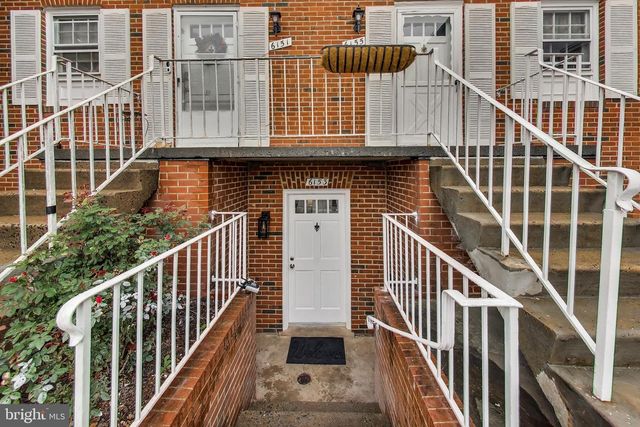 6153 STRASBURG DR, Centreville, VA 20121