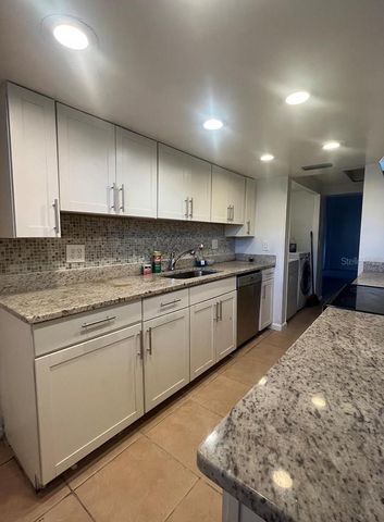 725 HARTLEY AVENUE, Deltona, FL 32725