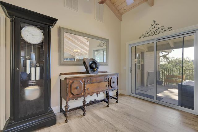 14271 Falling Star Ln, Grass Valley, CA 95949