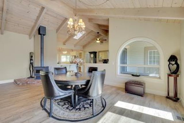 14271 Falling Star Ln, Grass Valley, CA 95949