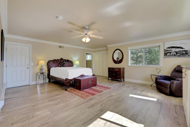 14271 Falling Star Ln, Grass Valley, CA 95949
