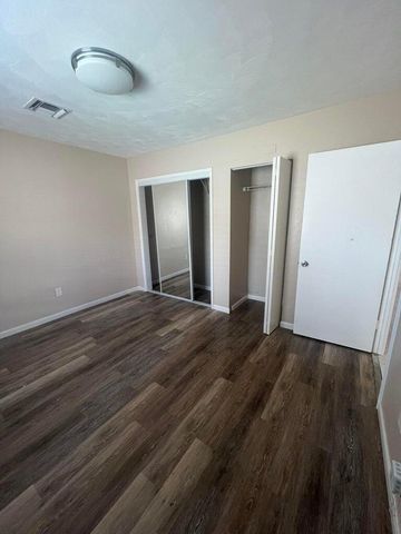 1037 N Victoria Park Road 1, Fort Lauderdale, FL 33304