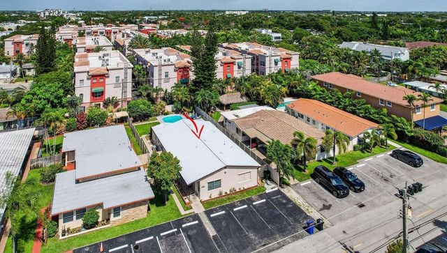 1037 N Victoria Park Road 1, Fort Lauderdale, FL 33304