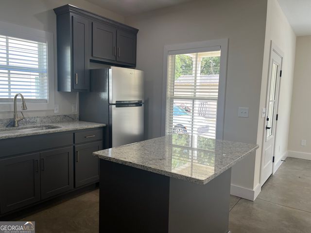 101 Peachtree Street, Lagrange, GA 30240