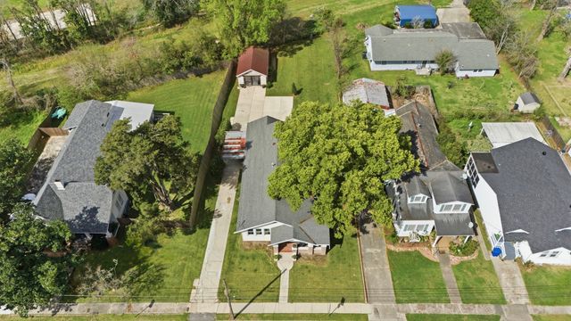 1050 Jackson St, Thibodaux, LA 70301