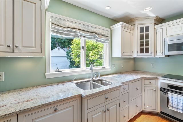 27 Covington Road, Irondequoit, NY 14617