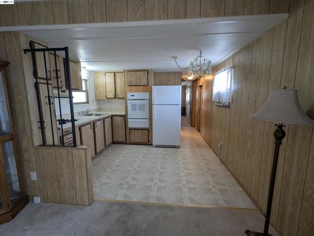 3913 Castro Valley Blvd., Castro Valley, CA 94546