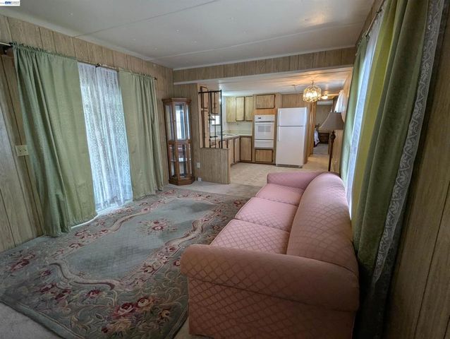 3913 Castro Valley Blvd., Castro Valley, CA 94546