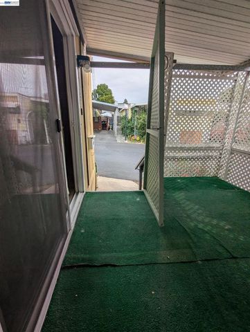 3913 Castro Valley Blvd., Castro Valley, CA 94546