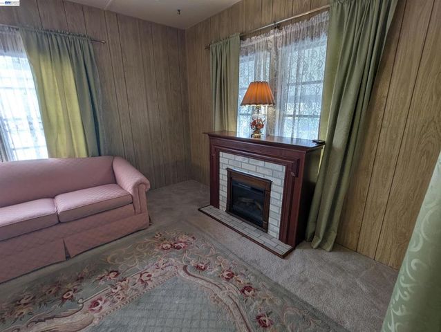 3913 Castro Valley Blvd., Castro Valley, CA 94546