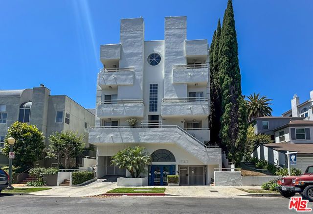 1733 Malcolm Avenue 7, Los Angeles, CA 90024