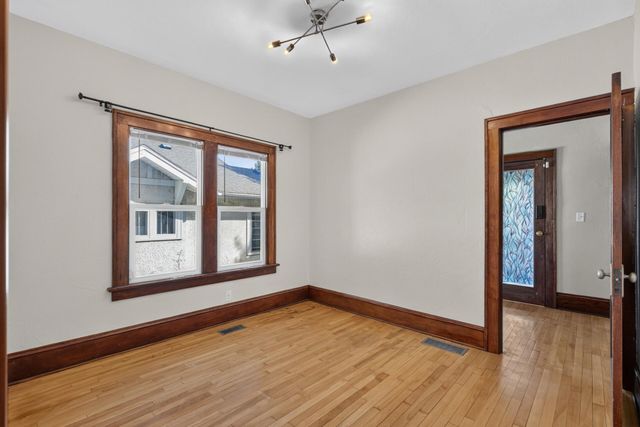 4124 Chicago Avenue, Minneapolis, MN 55407