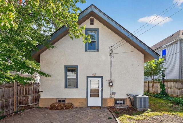 4124 Chicago Avenue, Minneapolis, MN 55407