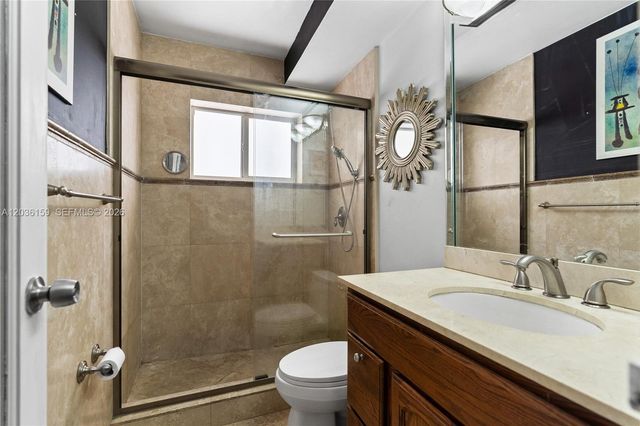 10001 W Bay Harbor Dr 202, Bay Harbor Islands, FL 33154
