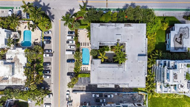 10001 W Bay Harbor Dr 202, Bay Harbor Islands, FL 33154