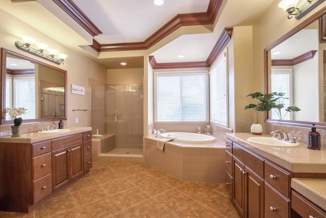 153 Merano Way, Palm Desert, CA 92211