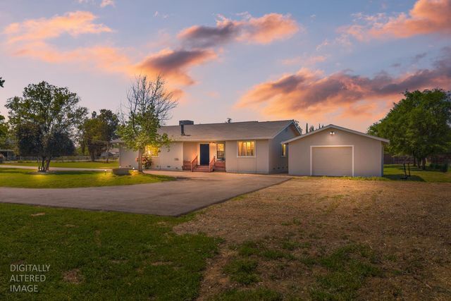 3525 E Forest Lake Rd, Acampo, CA 95220