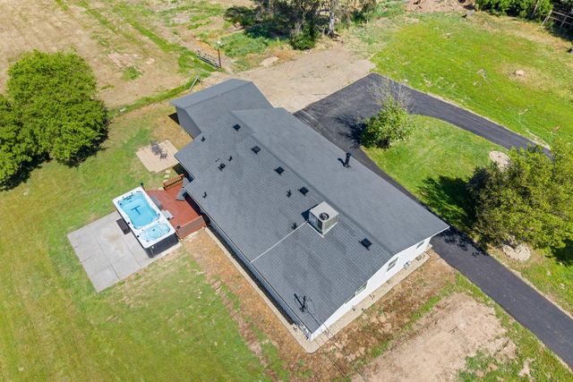 3525 E Forest Lake Rd, Acampo, CA 95220