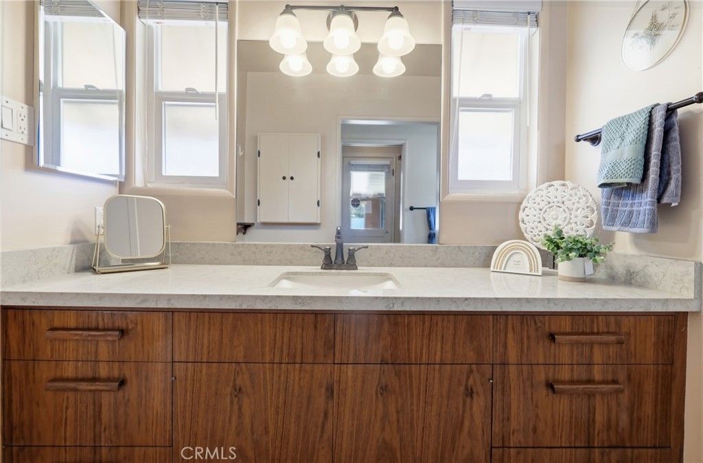 Image 24 of property listing at 955 W G Street, Ontario, CA 91762