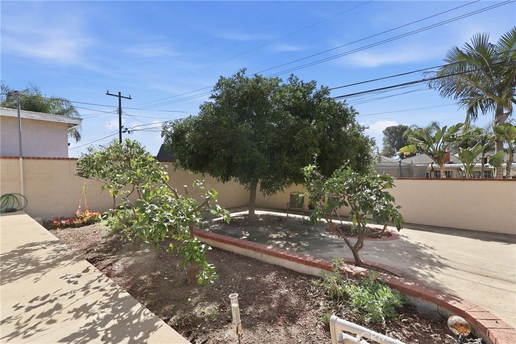 Image 31 of property listing at 955 W G Street, Ontario, CA 91762