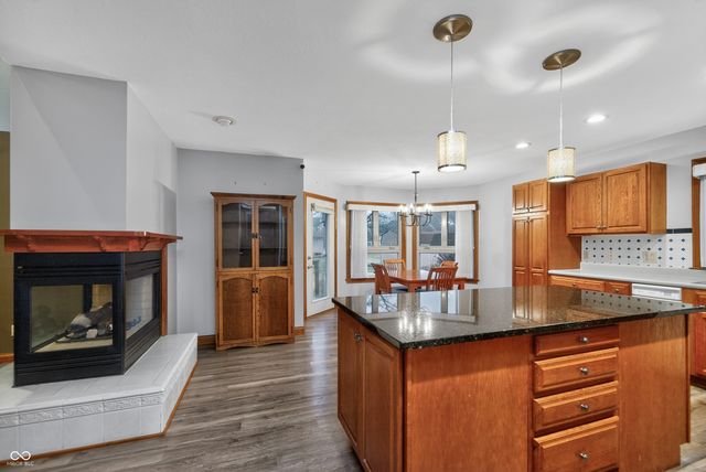 514 Greenland Lane, Yorktown, IN 47396