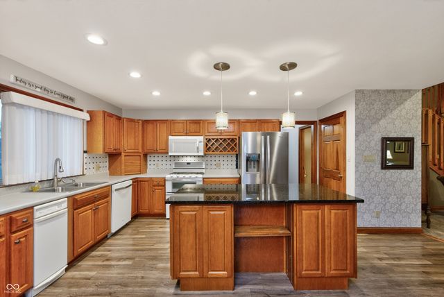 514 Greenland Lane, Yorktown, IN 47396