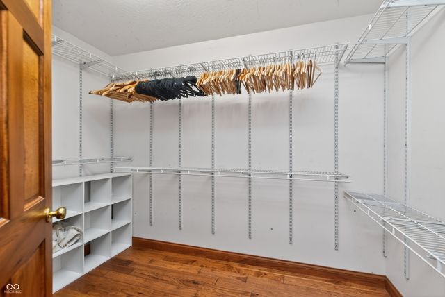 514 Greenland Lane, Yorktown, IN 47396