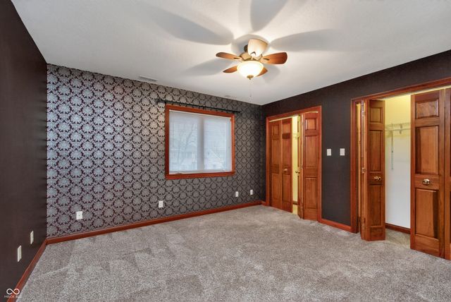 514 Greenland Lane, Yorktown, IN 47396