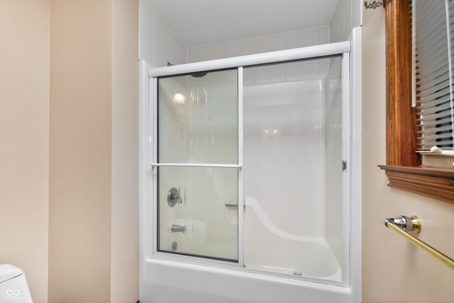 514 Greenland Lane, Yorktown, IN 47396