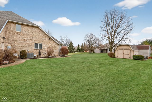 514 Greenland Lane, Yorktown, IN 47396