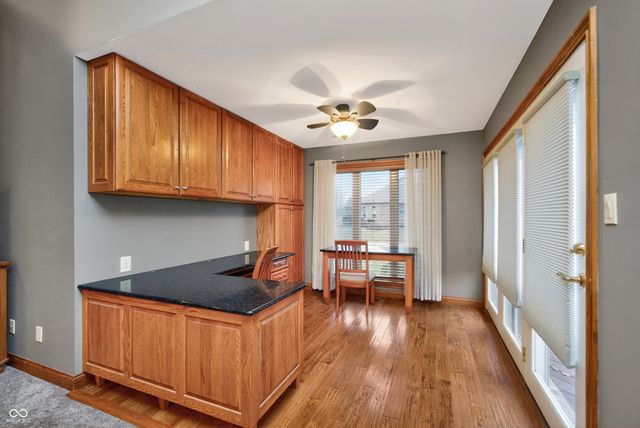 514 Greenland Lane, Yorktown, IN 47396