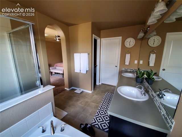 5517 Sunrise Mesa Drive, Colorado Springs, CO 80924