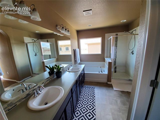 5517 Sunrise Mesa Drive, Colorado Springs, CO 80924