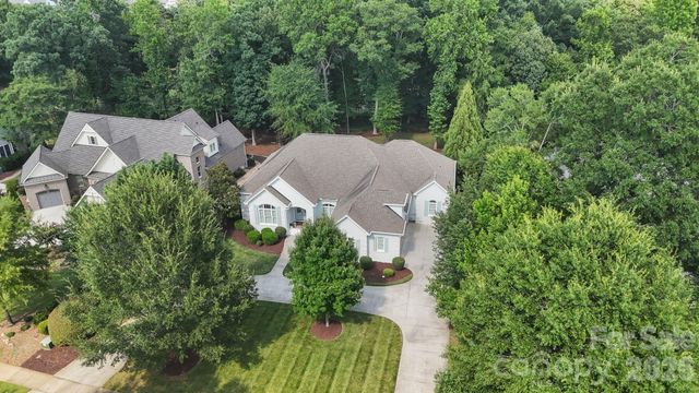 719 Mendenhall Court, Fort Mill, SC 29715