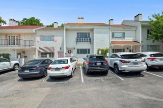 2401 Winsted LN 9, Austin, TX 78703