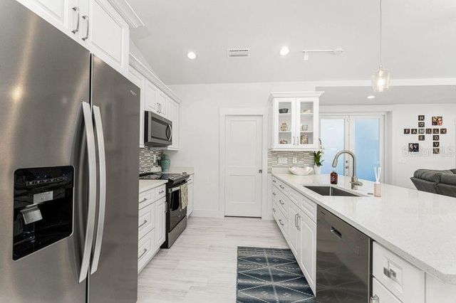 16211 CHAMBERLAIN BOULEVARD, Port Charlotte, FL 33954