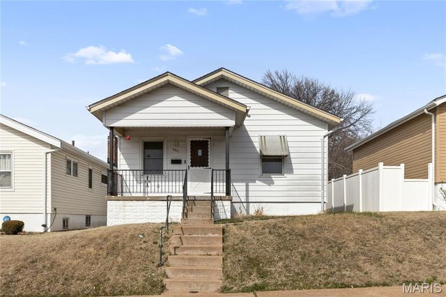 4421 Bingham Avenue, St Louis, MO 63116