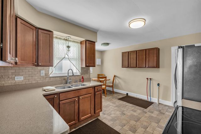 127 S Cleveland Park, Spartanburg, SC 29303