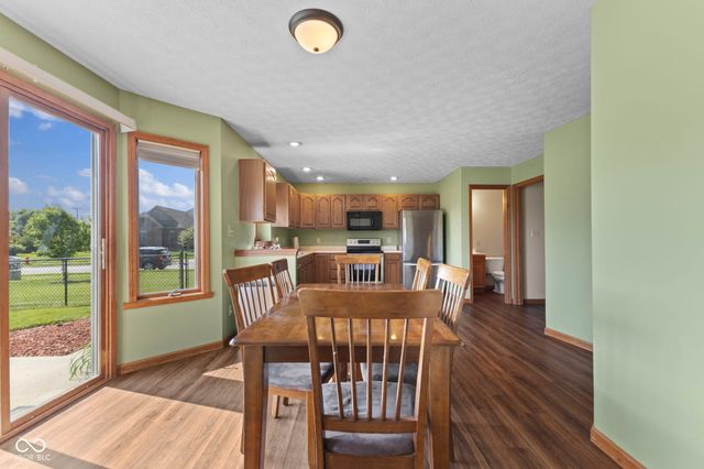 6110 E Aviator Court, Camby, IN 46113