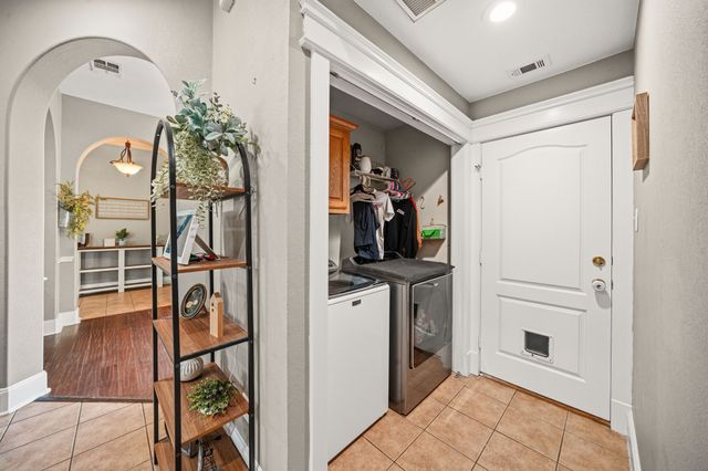 507 Sonny Avenue, Ennis, TX 75119