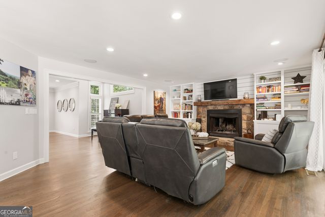 310 South Shore Drive, Newnan, GA 30263