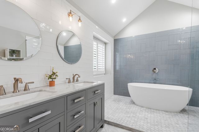 310 South Shore Drive, Newnan, GA 30263