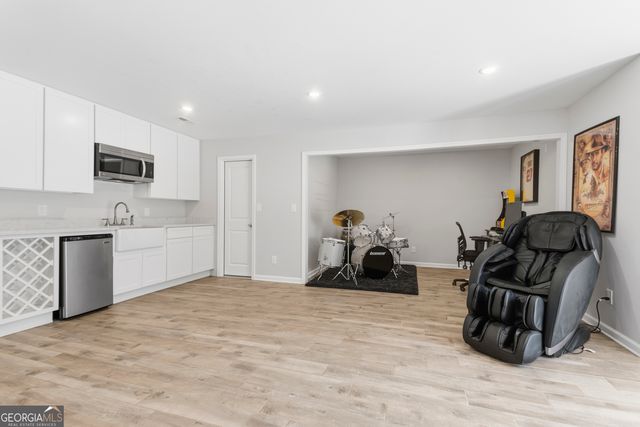 310 South Shore Drive, Newnan, GA 30263