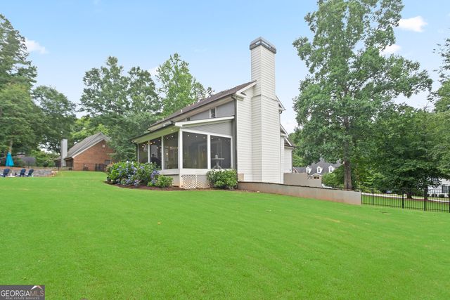 310 South Shore Drive, Newnan, GA 30263