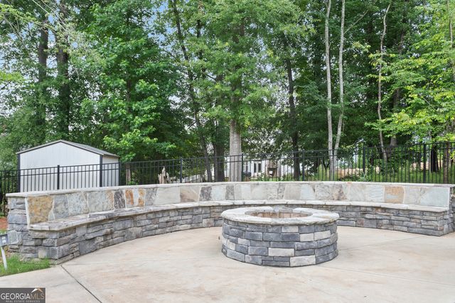 310 South Shore Drive, Newnan, GA 30263