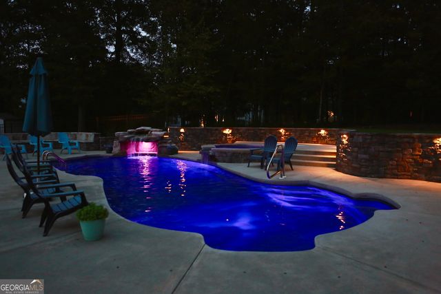 310 South Shore Drive, Newnan, GA 30263